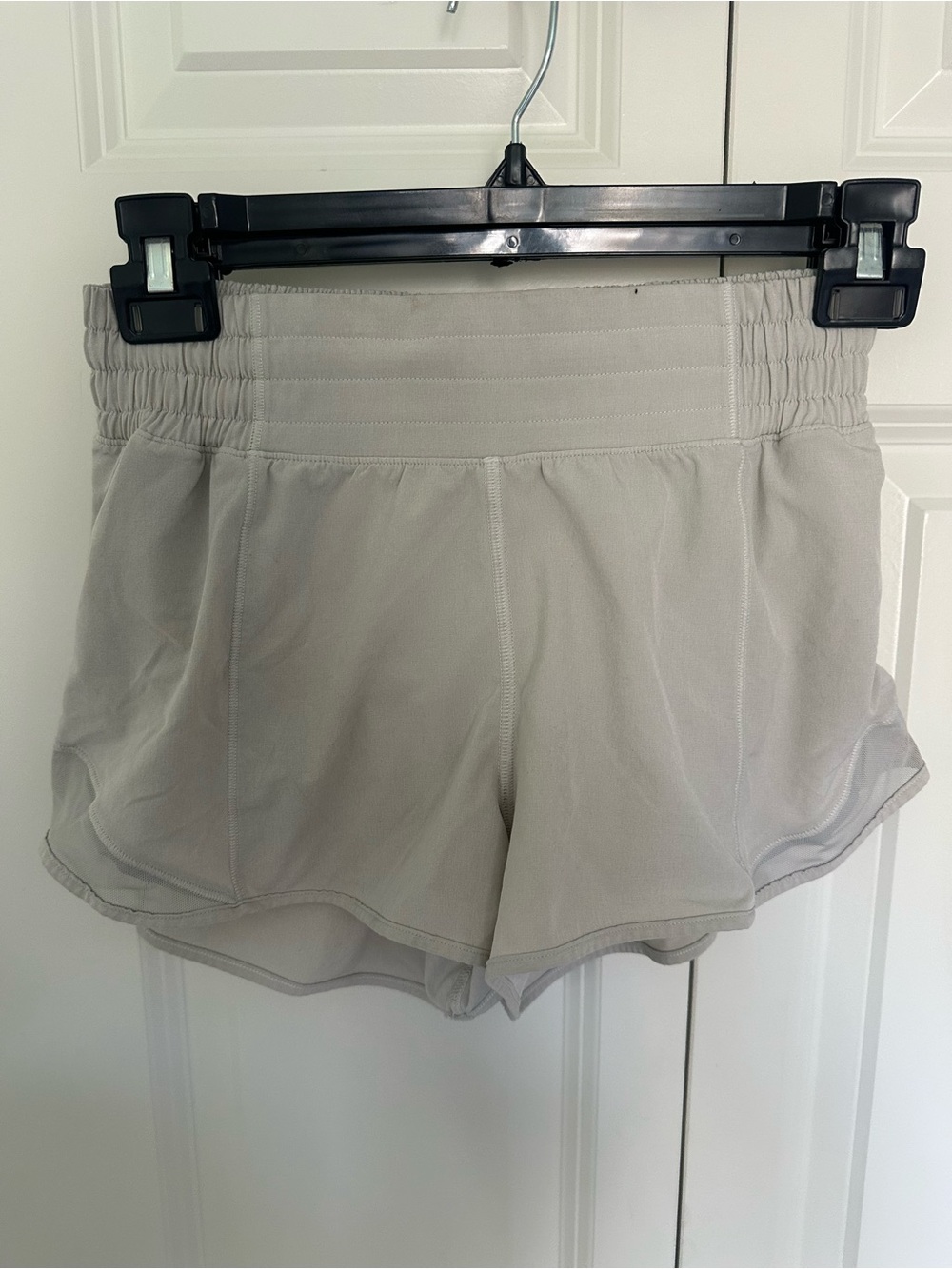 Lululemon Off White Shorts Size 00